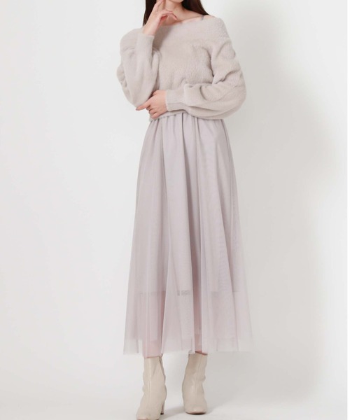 archives(アルシーヴ)の「フェザーオフショルニット×チュールキャミOP SET(ワンピース・レディース・アイボリー/ブラック/グレー・MEDIUM)」の12枚目の写真