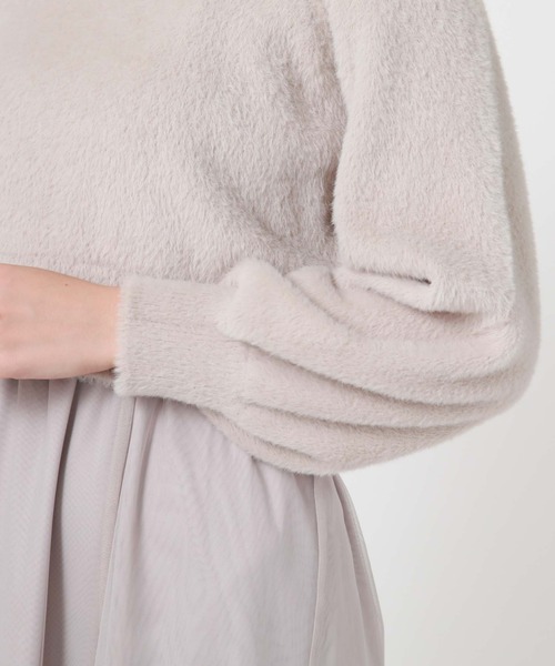 archives(アルシーヴ)の「フェザーオフショルニット×チュールキャミOP SET(ワンピース・レディース・アイボリー/ブラック/グレー・MEDIUM)」の22枚目の写真