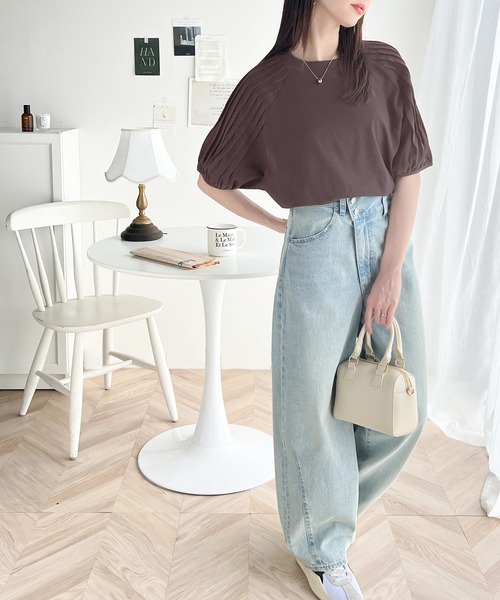 classicalelf(クラシカルエルフ)の「カジュアルな中にも上品さを。綿100% 袖山タックラグラン半袖Tシャツ(シャツ/ブラウス・レディース・アイボリー/ブラック/ネイビー/ホワイト/ブルー/ブラウン・X-LARGE/SMALL/MEDIUM/LARGE)」の20枚目の写真
