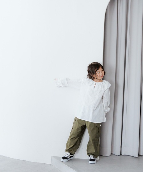 LOWRYS FARM（ローリーズファーム）の「レースエリブラウスＬＳ　996641（シャツ/ブラウス・キッズ・ホワイト/ブラック/レッド・110cm/120cm/130cm/140cm/150cm）」の5枚目の写真