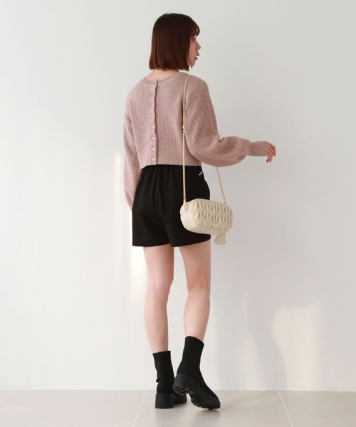 archives（アルシーヴ）の「2WAYウェーブラメニットカーディガン（カーディガン/ボレロ・レディース・グレー/アイボリー/ピンク・MEDIUM）」の16枚目の写真