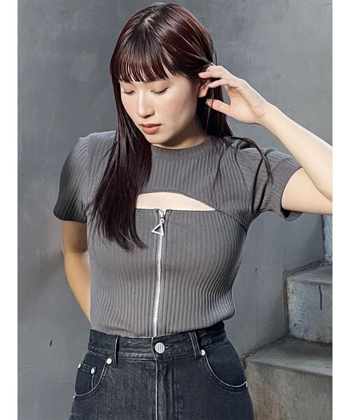 MURUA（ムルーア）の「ダブルジップカットトップス（Tシャツ/カットソー・レディース・ダークグレー/ブルー/ライトグリーン/アイボリー/ブラック・FREE）」の13枚目の写真