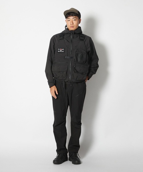 Snow Peak（スノーピーク）の「Toned Trout Camp Vest　キャンプベスト（ベスト・メンズ・ブラック/カーキ・1/2）」の5枚目の写真