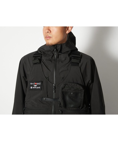 Snow Peak（スノーピーク）の「Toned Trout Camp Vest　キャンプベスト（ベスト・メンズ・ブラック/カーキ・1/2）」の18枚目の写真