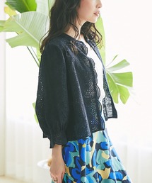 刺繍クロップドブラウス