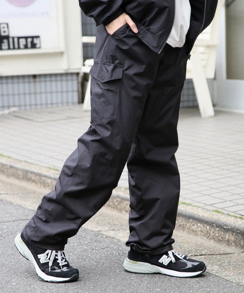 FORECAST（フォーキャスト）の「【FORECAST】アーバンマイクロカーゴパンツ 撥水 雨の日 レインパンツ 6854（カーゴパンツ・メンズ・グレー/ブラック/ネイビー・L/LL/3L/M）」の5枚目の写真