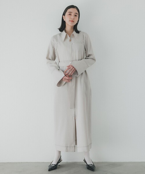 PUBLIC TOKYO（パブリックトウキョウ）の「ショルダータックシャツワンピ（シャツワンピース・レディース・アイボリー/ベージュ/ネイビー・1/2）」の14枚目の写真