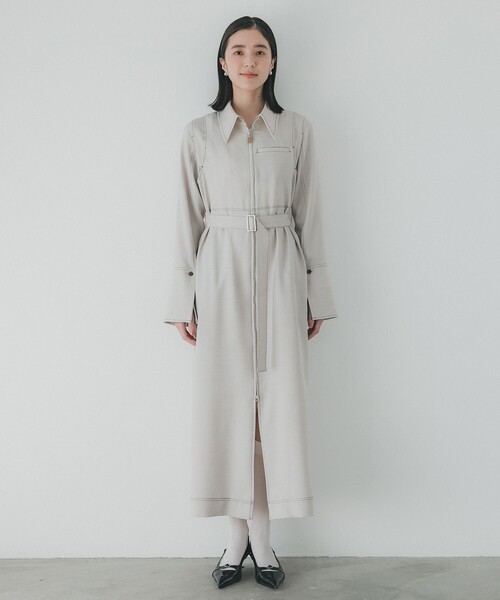 PUBLIC TOKYO（パブリックトウキョウ）の「ショルダータックシャツワンピ（シャツワンピース・レディース・アイボリー/ベージュ/ネイビー・1/2）」の21枚目の写真