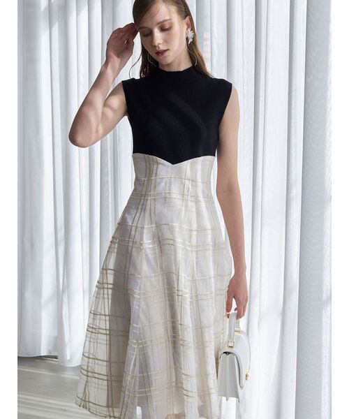 MERCURYDUO（マーキュリーデュオ）の「シアーチェックニットドッキングワンピース（ワンピース・レディース・チャコールグレー/ブラック/ライム・SMALL/MEDIUM）」の9枚目の写真