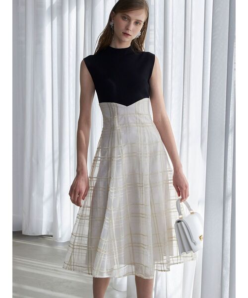 MERCURYDUO（マーキュリーデュオ）の「シアーチェックニットドッキングワンピース（ワンピース・レディース・チャコールグレー/ブラック/ライム・SMALL/MEDIUM）」の11枚目の写真