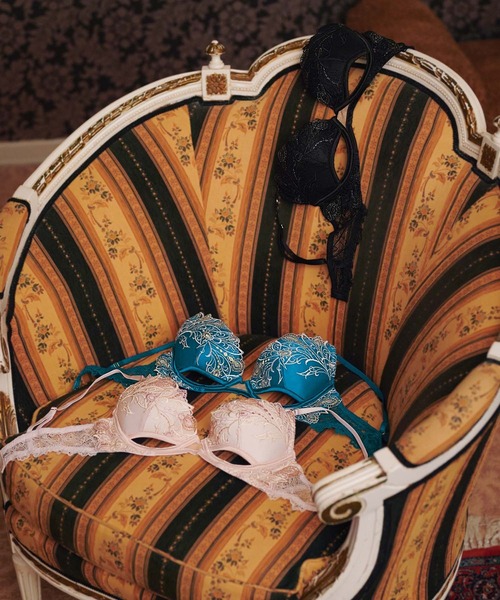 Ravijour（ラヴィジュール）の「レーシーフェザー グラマーアップ ブラ(B・Cカップ)（ブラジャー・レディース・ブルー/ブラック/ホワイト/ピンク・C70/C65/B70/B65/B75/C75）」の16枚目の写真