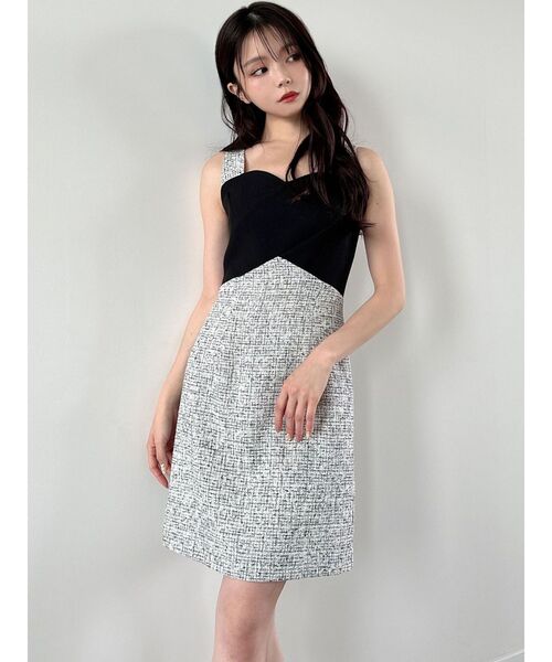 RESEXXY（リゼクシー）の「フロントクロスツイードワンピース（ワンピース・レディース・ベージュ/ブラック・FREE）」の3枚目の写真