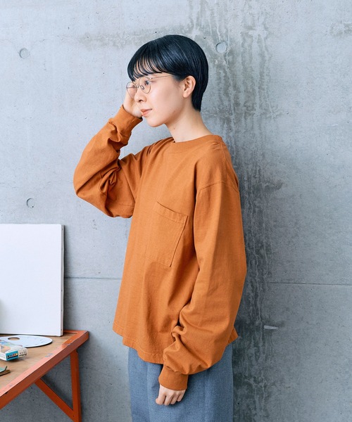 PAR ICI（パーリッシィ）の「USAコットン 製品染めポケットカットソー（Tシャツ/カットソー・レディース・グリーン/オレンジ/ホワイト・FREE）」の5枚目の写真