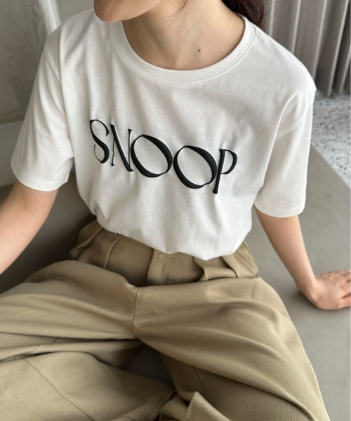 feepur(フェピュール)の「SNOOP発泡ロゴTee(Tシャツ/カットソー・レディース・ネイビー/オフホワイト・MEDIUM)」の1枚目の写真