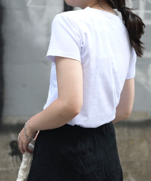 &HALF(アンドハーフ)の「ハートロゴ刺繍コンパクトTシャツ(Tシャツ/カットソー・レディース・ホワイト/ブラック・FREE)」の13枚目の写真