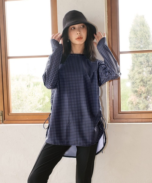 OSYAREVO(オシャレボ)の「水着 レディース 体型カバー ラッシュガード 紫外線カット率 99%以上 UPF50+ uvカット フィットネス 水陸両用 ラッシュレギンス サイドギャザー セットアップ セパレート(ラッシュガード・レディース・ホワイト×ブルー/ホワイト×ブラック/ブラック/ダークベージュ/ベージュ/ブラウン/チェック/ナチュラル/グレイッシュブルー/ハウンドトゥース/ネイビー系/ブラウン系その他・MEDIUM/LARGE/X-LARGE)」の14枚目の写真