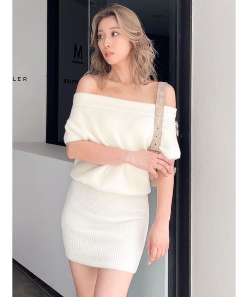 GYDA（ジェイダ）の「ブラウジングオフショルシャギーニットワンピース（ワンピース・レディース・ブラック/ベージュ/オフホワイト・FREE）」の17枚目の写真