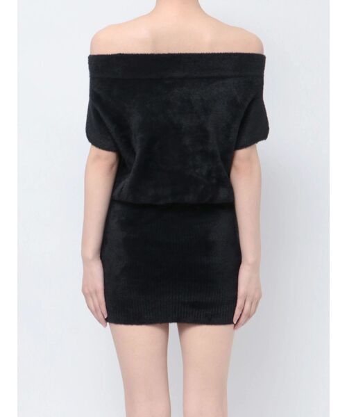 GYDA（ジェイダ）の「ブラウジングオフショルシャギーニットワンピース（ワンピース・レディース・ブラック/ベージュ/オフホワイト・FREE）」の6枚目の写真