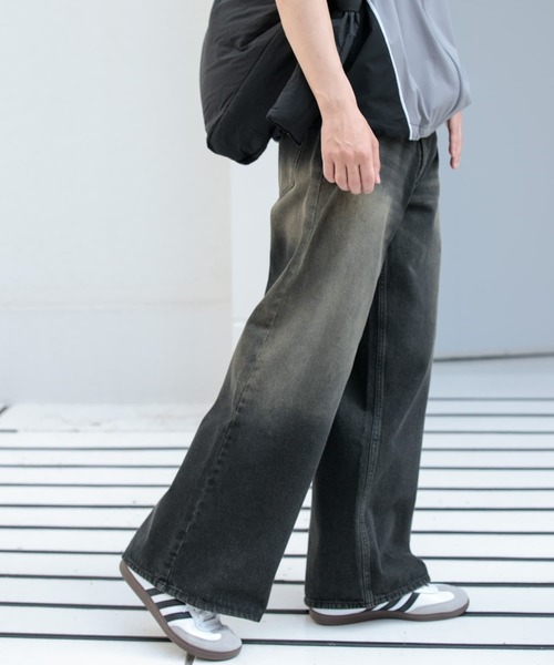 SENSE OF PLACE by URBAN RESEARCH（センスオブプレイスバイアーバンリサーチ）の「ヴィンテージライクデニムワイドパンツ（デニムパンツ・メンズ・インディゴブルー/ブラック・MEDIUM/LARGE）」の5枚目の写真