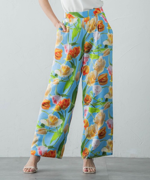 Viaggio Blu（ビアッジョブルー）の「【KEITA KAWASAKI × Viaggio Bluコラボ】Blue tulipワイドパンツ≪手洗い可能≫（その他パンツ・レディース・ライトブルー・M/S）」の2枚目の写真