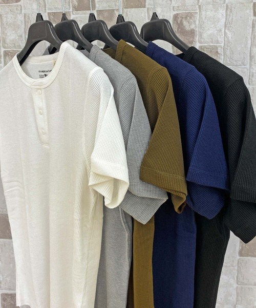 AVIREX（アヴィレックス）の「半袖 サーマル ヘンリーネック Tシャツ デイリーウェア（Tシャツ/カットソー・メンズ・オリーブ/ホワイト/ブラック/ネイビー/杢グレー・L/M/XL/2XL）」の6枚目の写真