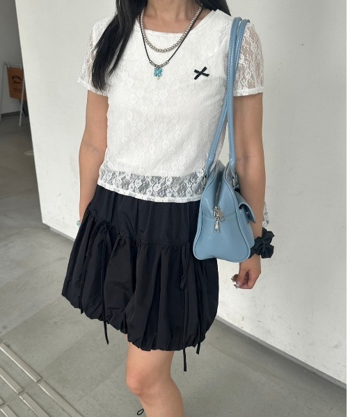 nemne store(ネンネストア)の「リボンレーストップス(Tシャツ/カットソー・レディース・ブラック/オフホワイト/ブルー・フリー)」の2枚目の写真