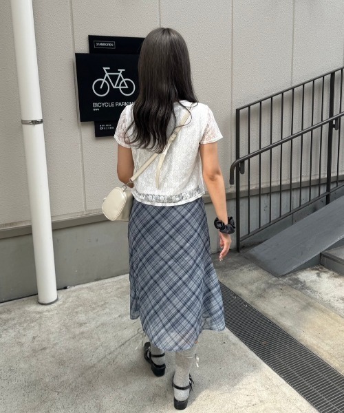 nemne store(ネンネストア)の「リボンレーストップス(Tシャツ/カットソー・レディース・ブラック/オフホワイト/ブルー・フリー)」の13枚目の写真