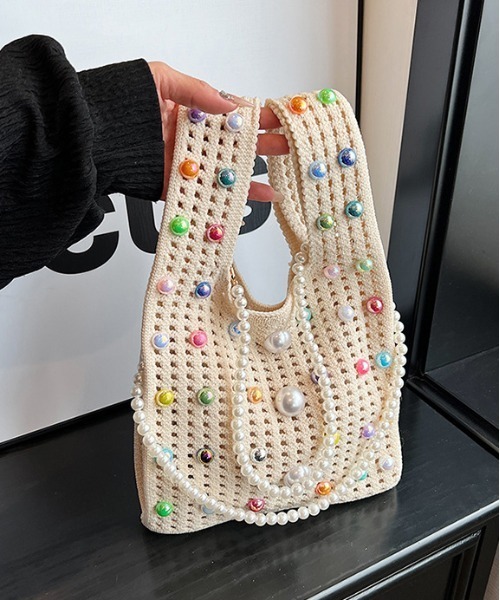 FREE STYLISTS（フリー スタイリスト）の「パール2WAY クロスボディニットハンドトートバッグ 結婚式バッグ コンビニBAG Y2K（ショルダーバッグ・レディース・グリーン/ベージュ/イエロー/ベージュ系その他・FREE）」の2枚目の写真