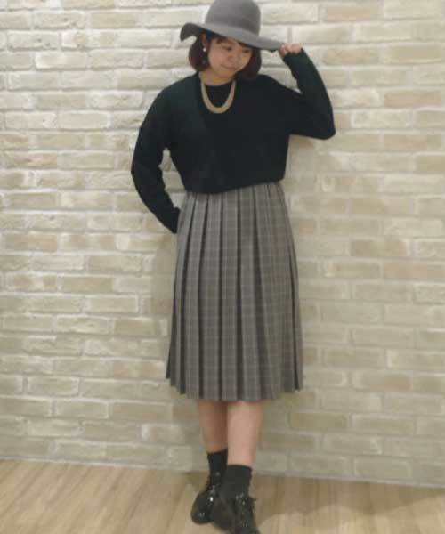 earth music&ecology(アースミュージックアンドエコロジー)の「ウィンドーペンプリーツスカート(スカート・レディース・ブラック/グレー/ネイビー・FREE)」の3枚目の写真