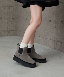 carino（カリーノ）の「本革ムートン　サイドゴアショートブーツ（ブーツ・レディース）」