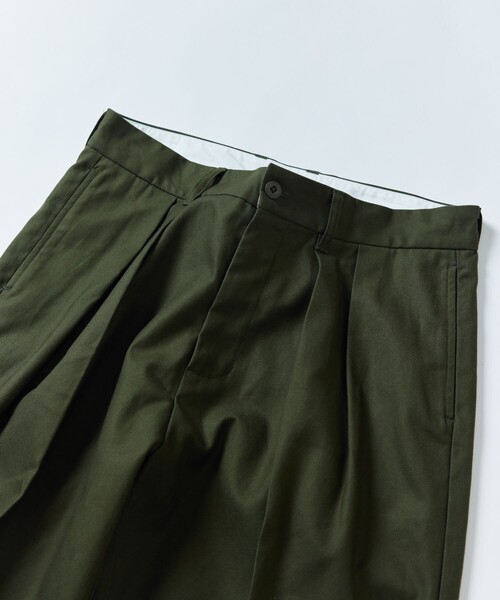 FREAK'S STORE(フリークスストア)の「限定展開 ヘビーツイル 2タック ワイドストレート スラックス(スラックス・メンズ・ブラック/オリーブ/ベージュ/ネイビー・SMALL/MEDIUM/LARGE)」の14枚目の写真