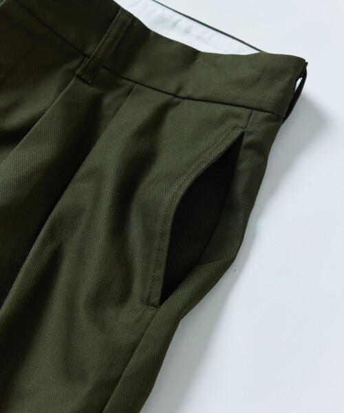 FREAK'S STORE(フリークスストア)の「限定展開 ヘビーツイル 2タック ワイドストレート スラックス(スラックス・メンズ・ブラック/オリーブ/ベージュ/ネイビー・SMALL/MEDIUM/LARGE)」の18枚目の写真