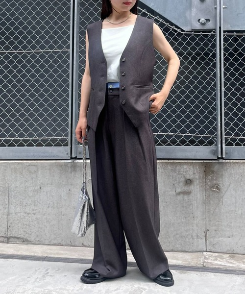 WILLOW（ウィロー）の「【WILLOW】テーラーベスト（ベスト・レディース・ブラック/グレー・ONE SIZE）」の8枚目の写真