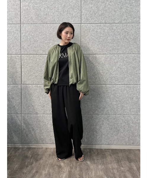 cloenc（クロエンス）の「◆【セットアップ／手洗い可】カットジョーゼットワイドパンツ（その他パンツ・レディース・ブラック/ブルー系その他/ナチュラル/ブラウン系・01/02/03）」の5枚目の写真