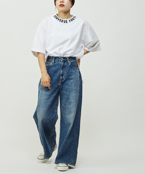 CONVERSE TOKYO（コンバーストウキョウ）の「NECK LOGO PRINT TEE（Tシャツ/カットソー・レディース・ベビーピンク/ブラック/ホワイト・FREE）」の5枚目の写真