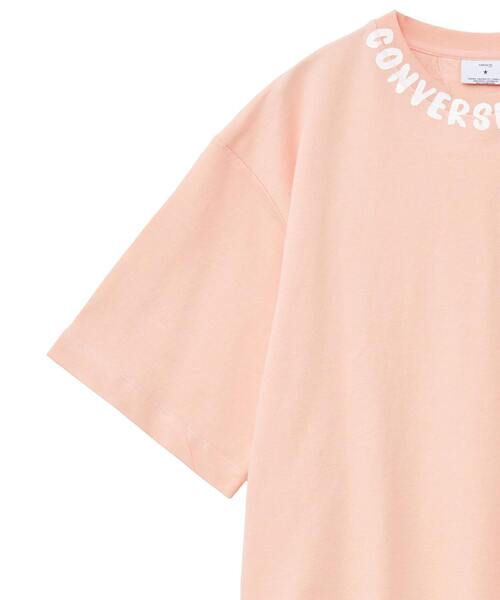 CONVERSE TOKYO（コンバーストウキョウ）の「NECK LOGO PRINT TEE（Tシャツ/カットソー・レディース・ベビーピンク/ブラック/ホワイト・FREE）」の15枚目の写真