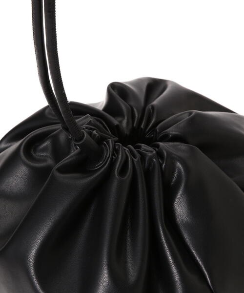 N.(N. Natural Beauty Basic)(エヌエヌナチュラルビューティーベーシック)の「◆PUボンサック(バックパック/リュック・レディース・ホワイト/ブラック・フリ-)」の15枚目の写真