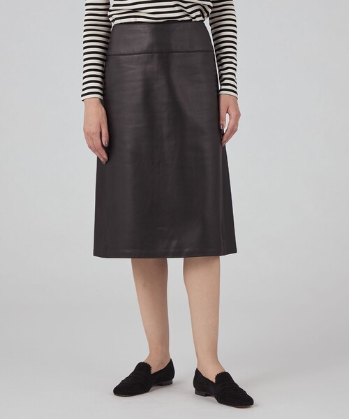 アニリンレザー トラペーズスカート（スカート）｜TOMORROWLAND