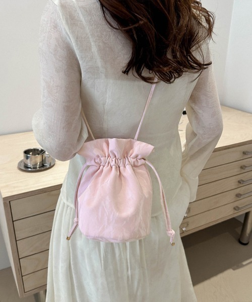 Miniministore(ミニミニストア)の「ミニショルダーバッグ 斜め掛け巾着バッグ(ショルダーバッグ・レディース・ブルー/ブラック/シルバー/アイボリー/ピンク・FREE)」の1枚目の写真