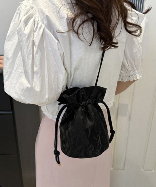 Miniministore(ミニミニストア)の「ミニショルダーバッグ 斜め掛け巾着バッグ(ショルダーバッグ・レディース・ブルー/ブラック/シルバー/アイボリー/ピンク・FREE)」の8枚目の写真