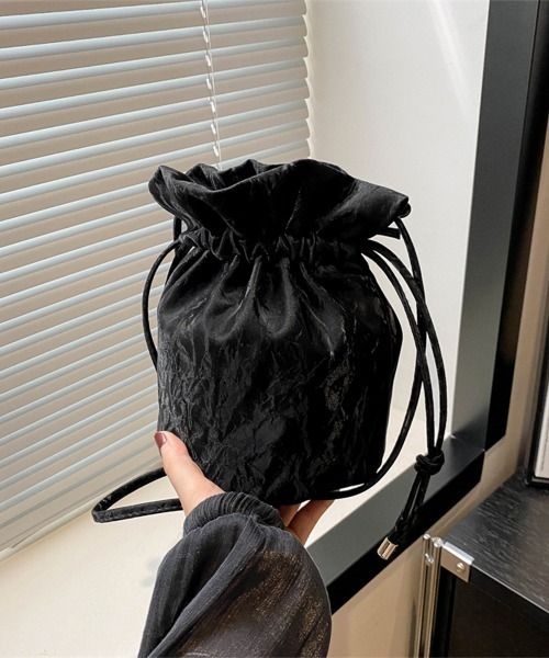 Miniministore(ミニミニストア)の「ミニショルダーバッグ 斜め掛け巾着バッグ(ショルダーバッグ・レディース・ブルー/ブラック/シルバー/アイボリー/ピンク・FREE)」の9枚目の写真