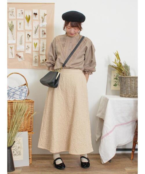 Samansa Mos2(サマンサ モスモス)の「V切替レースブラウス(シャツ/ブラウス・レディース・キナリ/モカ/ブラック・F)」の7枚目の写真