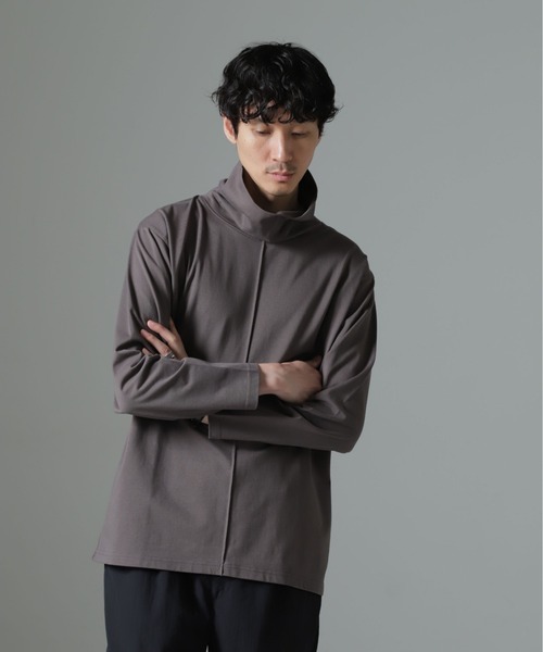NANO universe(ナノユニバース)の「WEB限定/ボリュームハイネックプルオーバー 長袖(Tシャツ/カットソー・メンズ・グレー/ベージュ系その他/ネイビー・L/M)」の4枚目の写真