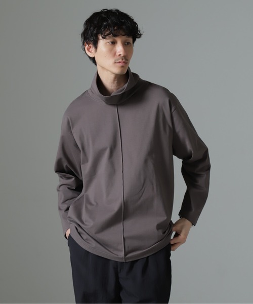 NANO universe(ナノユニバース)の「WEB限定/ボリュームハイネックプルオーバー 長袖(Tシャツ/カットソー・メンズ・グレー/ベージュ系その他/ネイビー・L/M)」の5枚目の写真
