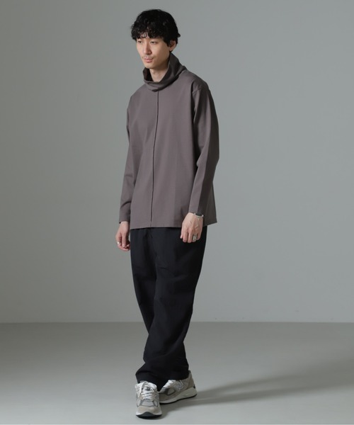 NANO universe(ナノユニバース)の「WEB限定/ボリュームハイネックプルオーバー 長袖(Tシャツ/カットソー・メンズ・グレー/ベージュ系その他/ネイビー・L/M)」の8枚目の写真