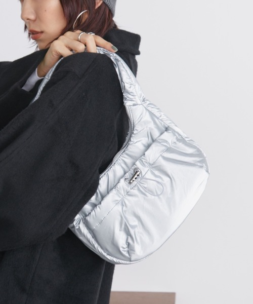 Auntie Rosa Holiday（アンティローザホリデー）の「ワンハンドルドロストバッグ（ハンドバッグ・レディース・シルバー/ブラック・FREE）」の2枚目の写真