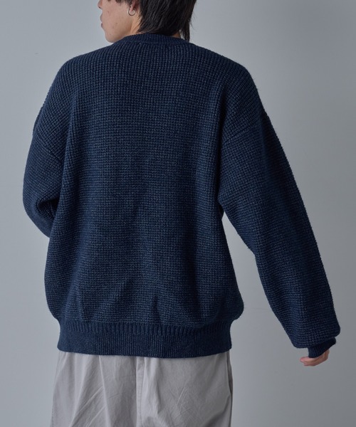 COLONY 2139（コロニートゥーワンスリーナイン）の「ウォッシャブルスポンジニット（ニット/セーター・メンズ・ブラック/ネイビー/グリーン・MEDIUM/LARGE）」の6枚目の写真