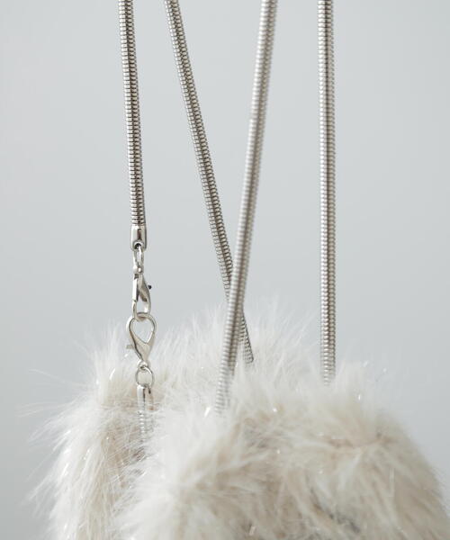 FREE'S MART(フリーズマート)の「◆ハトメチェーンバッグ(ショルダーバッグ・レディース・ブラック/ベージュ・フリ-)」の12枚目の写真