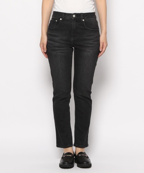 saloon（サルーン）の「SALOON(サルーン)/スリムテーパードデニムパンツ（デニムパンツ・レディース・ブラック・SMALL）」の10枚目の写真