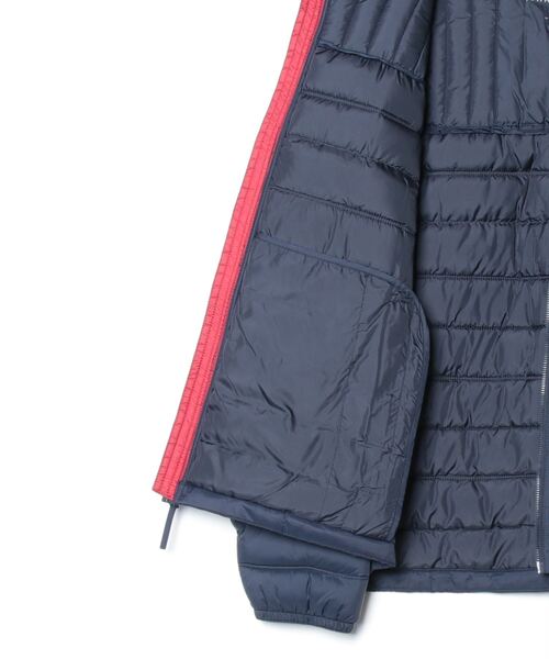 TOMMY HILFIGER(トミーヒルフィガー)の「TOMMY HILFIGER NYLON QUILTED HOODY トミーヒルフィガー 中わた ジャケット(ダウンジャケット/コート・メンズ・ネイビー系1/ネイビー/トリコロール・SMALL/MEDIUM/LARGE)」の13枚目の写真